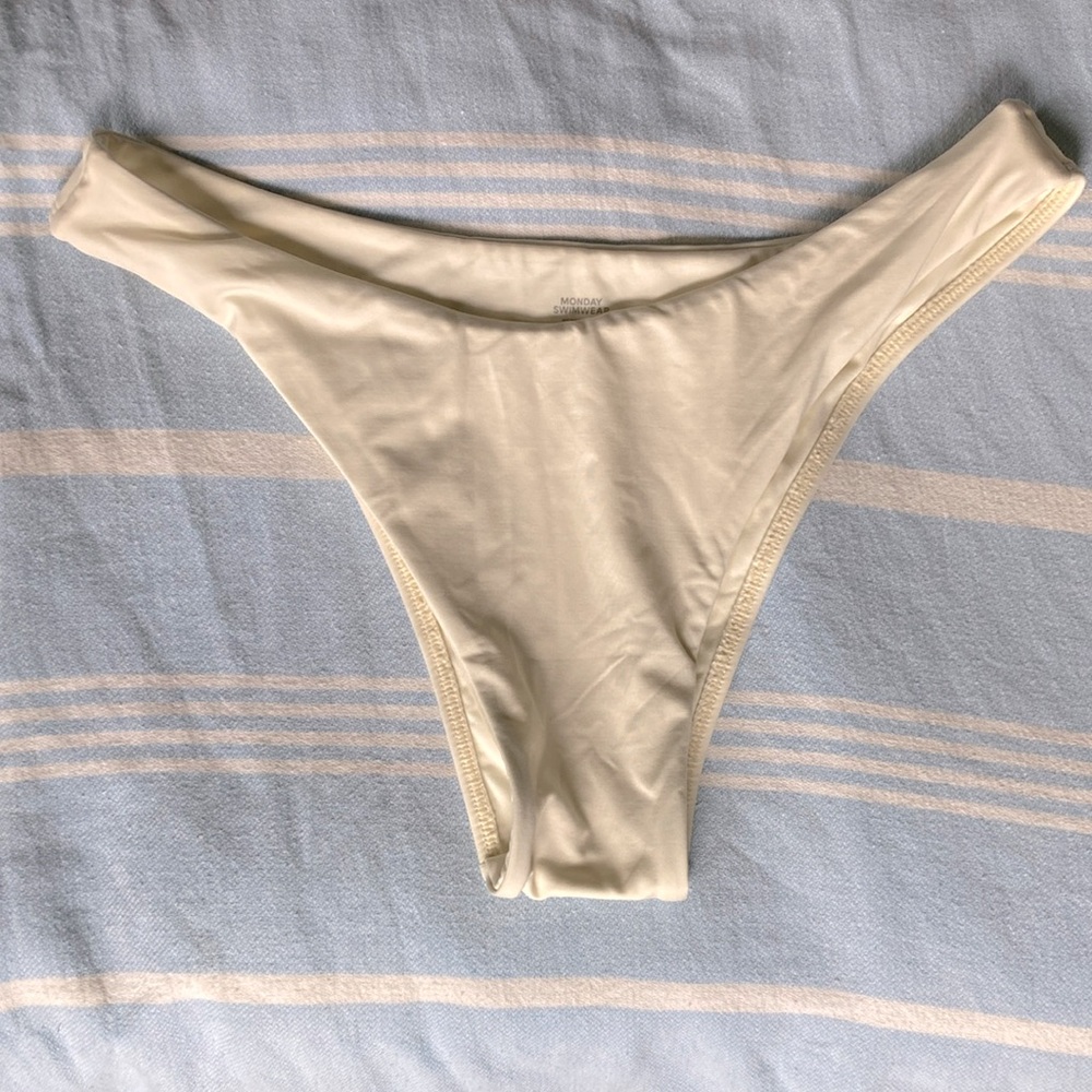Monday Swimwear Byron Bottom Ivory